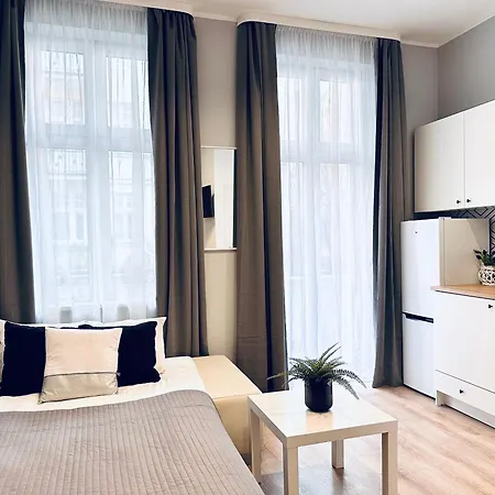 Studio Monte & Molo - Krolowej Jadwigi 6 *