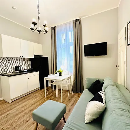 Studio Monte & Molo - Krolowej Jadwigi 6